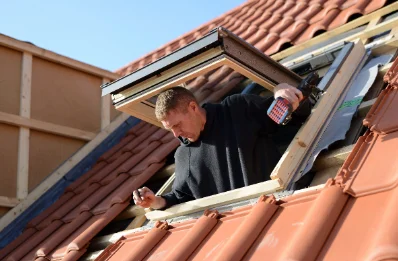 Pose de fenêtres de toit Velux à Lomont